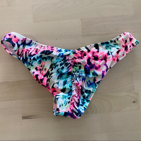 VS PINK | Bikini Bottoms - Picture 3 of 3